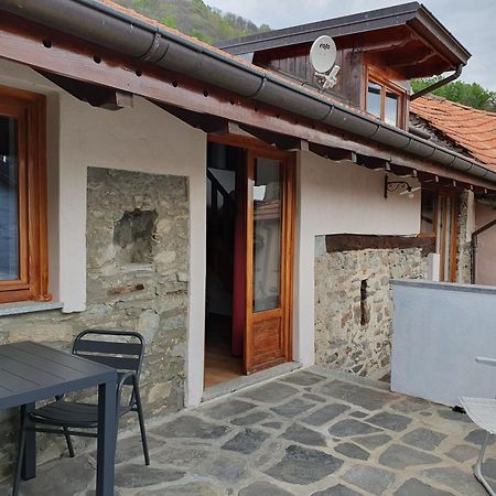 Appartamenti Vacanze E Camere Roccetta Fiorita Pettenasco Pokój zdjęcie