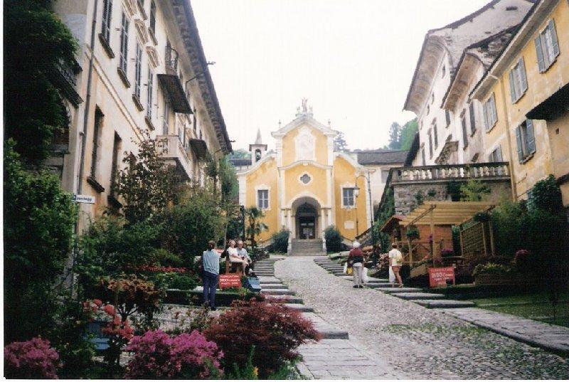Appartamenti Vacanze E Camere Roccetta Fiorita Pettenasco Zewnętrze zdjęcie