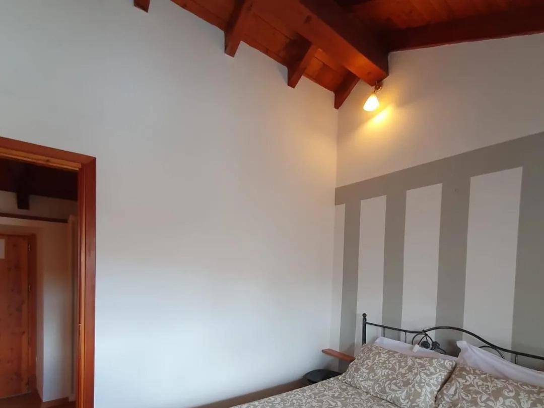 Appartamenti Vacanze E Camere Roccetta Fiorita Pettenasco Zewnętrze zdjęcie