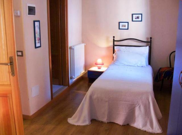 Appartamenti Vacanze E Camere Roccetta Fiorita Pettenasco Zewnętrze zdjęcie