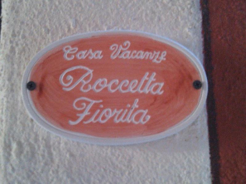 Appartamenti Vacanze E Camere Roccetta Fiorita Pettenasco Zewnętrze zdjęcie